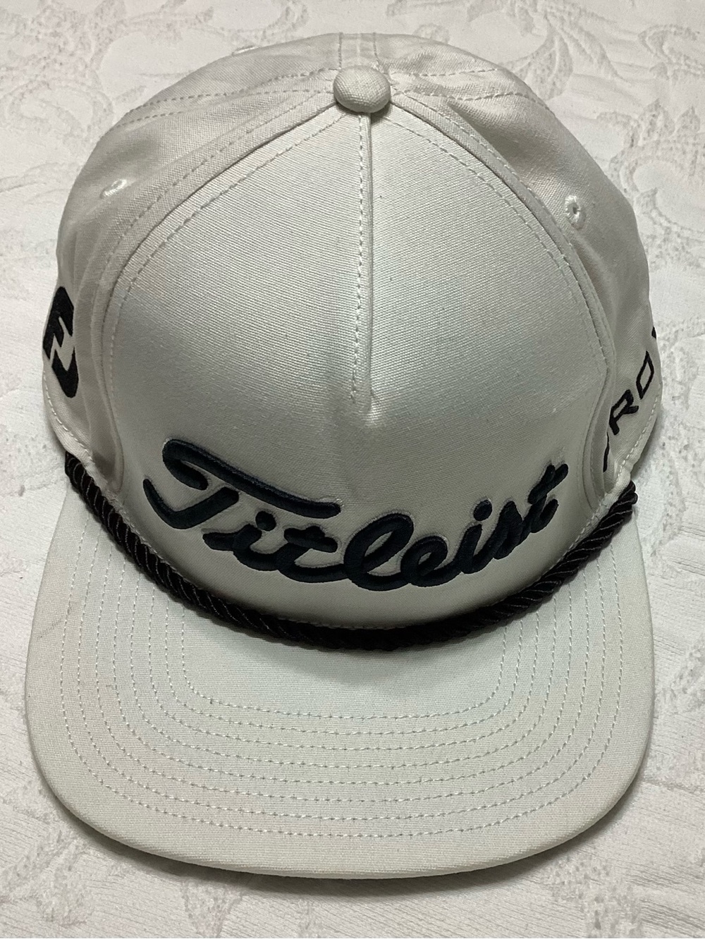 Titleist Men’s White Rope Foot Joy Pro V1 Tour Hat
